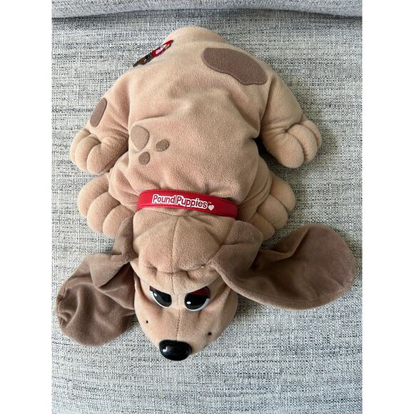 Vintage Galoob Pound Puppies 1997 Plush Dog Puppy Tan Brown Stuffed Animal Toy - Picture 2 of 9